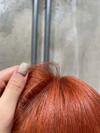 ミディアム カラー ワタナベ アオイのヘアスタイル