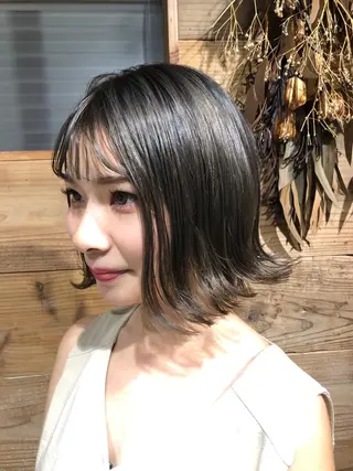 ショート カラー FOLK所属・白髪ぼかしハイライト バレイヤージュヤマトのヘアスタイル