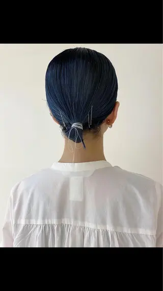 ミディアム カラー oma 袮次金 鈴香のヘアスタイル