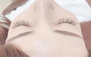 マツエク・マツパ CREAM所属・CREAM 【クリーム】のマツエク・マツパデザイン