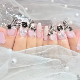 ネイル TiTi pomme akaneのネイルデザイン