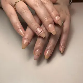 ネイル 恒川 みなみのネイルデザイン