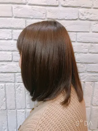 ミディアム ameet さくらのヘアスタイル