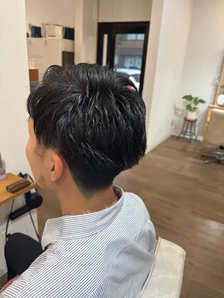 メンズ 志田 萌のヘアスタイル