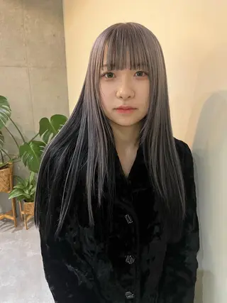 ロング レイヤーカット\ウル フ　chinatsuのヘアスタイル