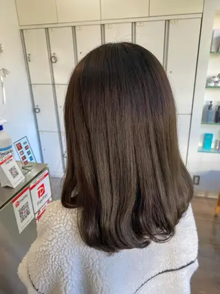 セミロング ELEN 新百合ヶ丘のヘアスタイル