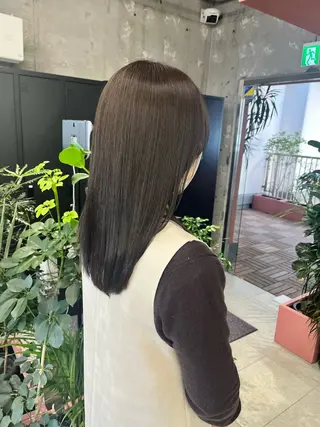 ミディアム 林 菜月のヘアスタイル
