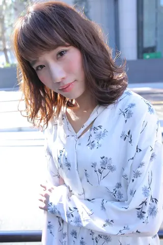 ミディアム カラー 🔳髪質改善🔳 岡本陽のヘアスタイル