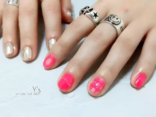 ネイル YUMI NAGAI  のネイルデザイン