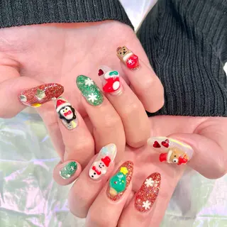 ネイル 💚K. ARISA💚のネイルデザイン
