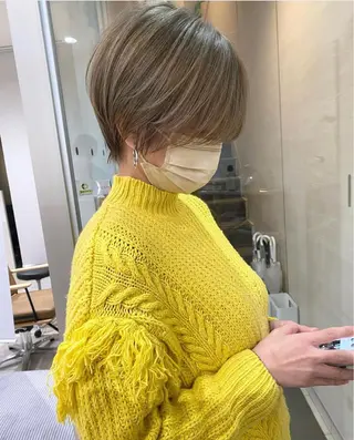 ショート カラー レイヤー／ショート 似合わせ🥇のヘアスタイル