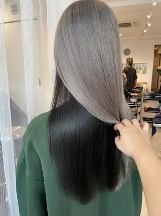 カラー miyu/ハイトーン /ブリーチのヘアスタイル