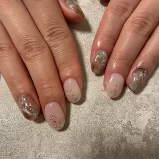 ミディアム ネイル Re:st〔リスト〕所属・ayane Re:st〔リスト〕のネイルデザイン