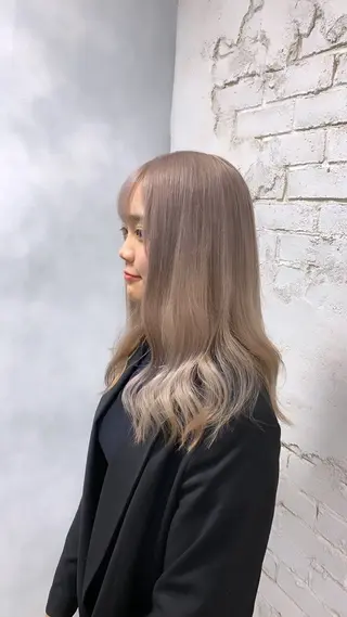 セミロング 派手髪支持率No1 Eisukeのヘアスタイル