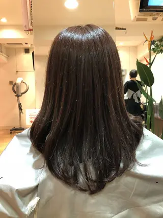 ロング カラー 芝田  望優のヘアスタイル
