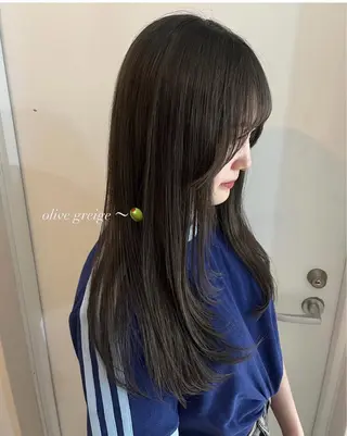 ロング カラー 光本 杏のヘアスタイル