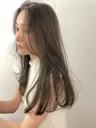 セミロング カラー 透明感カラー＊ レイヤー/清水大地のヘアスタイル