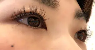 マツエク・マツパ BIANCO北堀江 AKANEのヘアスタイル