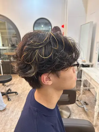 カラー ALoha　オオツカ ヒカルのヘアスタイル