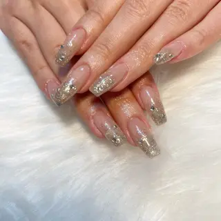 ネイル ゴテゴテ💙ワンホン リオナのネイルデザイン