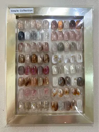 ネイル USHIGOME .のネイルデザイン