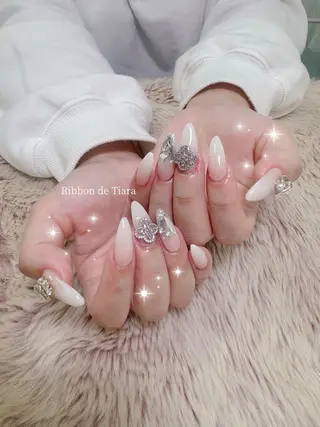 ネイル Ribbon de Tiara MAKIのネイルデザイン