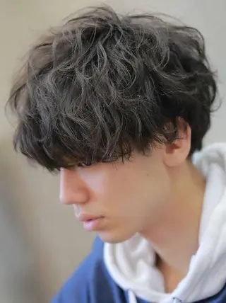 ミディアム パーマ W_SALON ［触れたくなる艶髪］のヘアスタイル