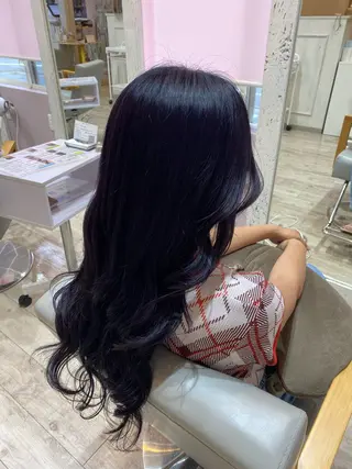 ロング かまだ しおりのヘアスタイル