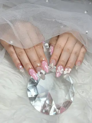 ネイル lisse所属・京免 もものネイルデザイン