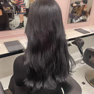 カラー 冬の透明感暗髪❄️ トレンドカラー❄️のヘアスタイル