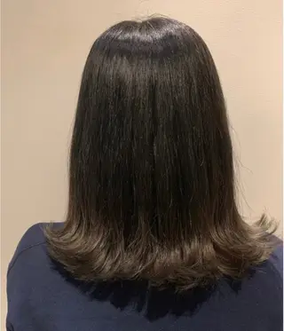 セミロング カラー 小沼采唯👧🏼 海好きオヌちゃんのヘアスタイル