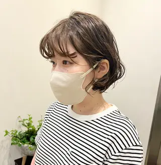 ショート パーマ 吉川 陽菜のヘアスタイル