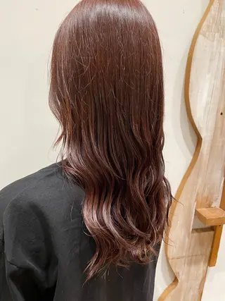 ロング 今岡 育美のヘアスタイル