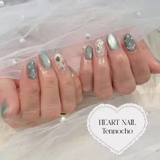 ネイル はあとねいる天王町店所属・HARUKA 🐼のネイルデザイン