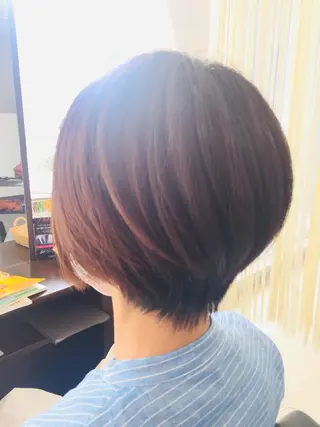 ショート カラー 阿久津 泰幸のヘアスタイル