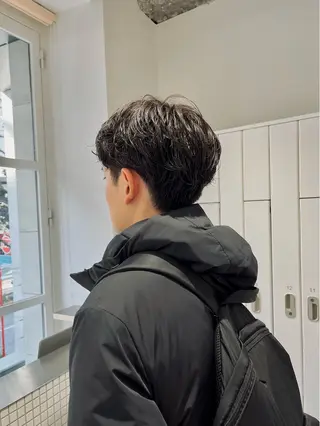 ショート メンズ Mon/ショート/パ ーマのヘアスタイル