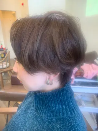 ショート カラー 鶴見 和美のヘアスタイル