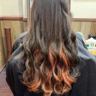 ロング D-aimer- ディーエメのヘアスタイル