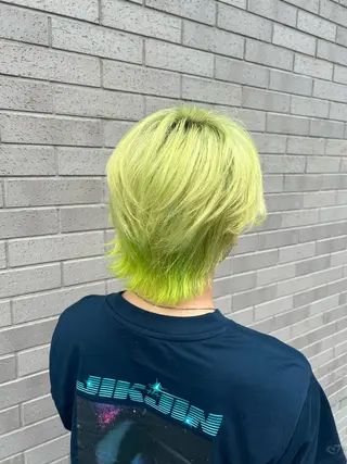 カラー 江波戸 恵のヘアスタイル