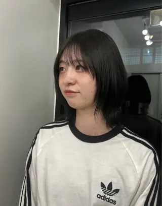 カラー 大橋 彩良のヘアスタイル