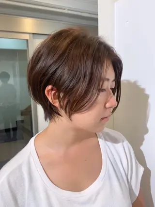 ショート レイヤー×縮毛矯正 深見 拓のヘアスタイル