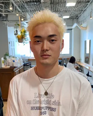 ショート カラー メンズ グランジヘア 無造作ヘアHYUGAのヘアスタイル