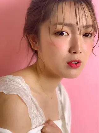 ミディアム カラー ヘアアレンジ FOCUS 柏所属・篠塚 純のヘアスタイル