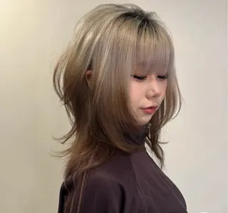 カラー Mikoto /透明感カラーのヘアスタイル