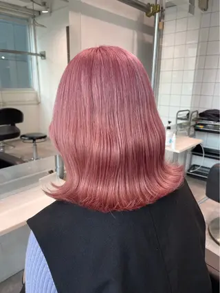 セミロング カラー 透けるやわらか艶髪♡ ナチュラルストレートのヘアスタイル