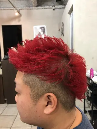 カラー メンズ カ レラのヘアスタイル