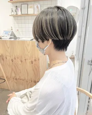 ショート カラー 圧倒的なケアブリーチ /髪質改善🩵松田のヘアスタイル