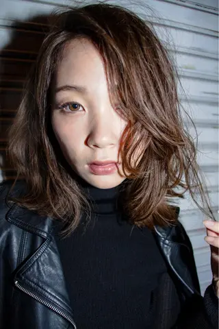 ミディアム カラー RESBORN所属・長岡 大偉のヘアスタイル