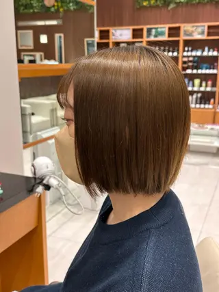 ミディアム 岩城 由佳のヘアスタイル