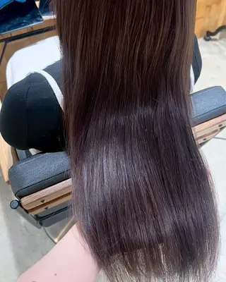 ロング 長與 夕夏のヘアスタイル